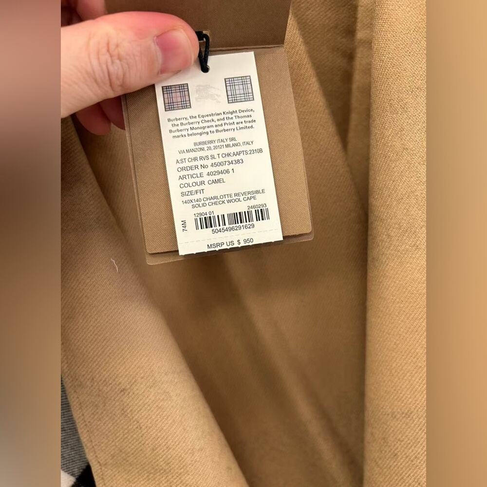 Burberry REVERSABLE Camel and Black Check Cape NWT - Picture 4 of 6
